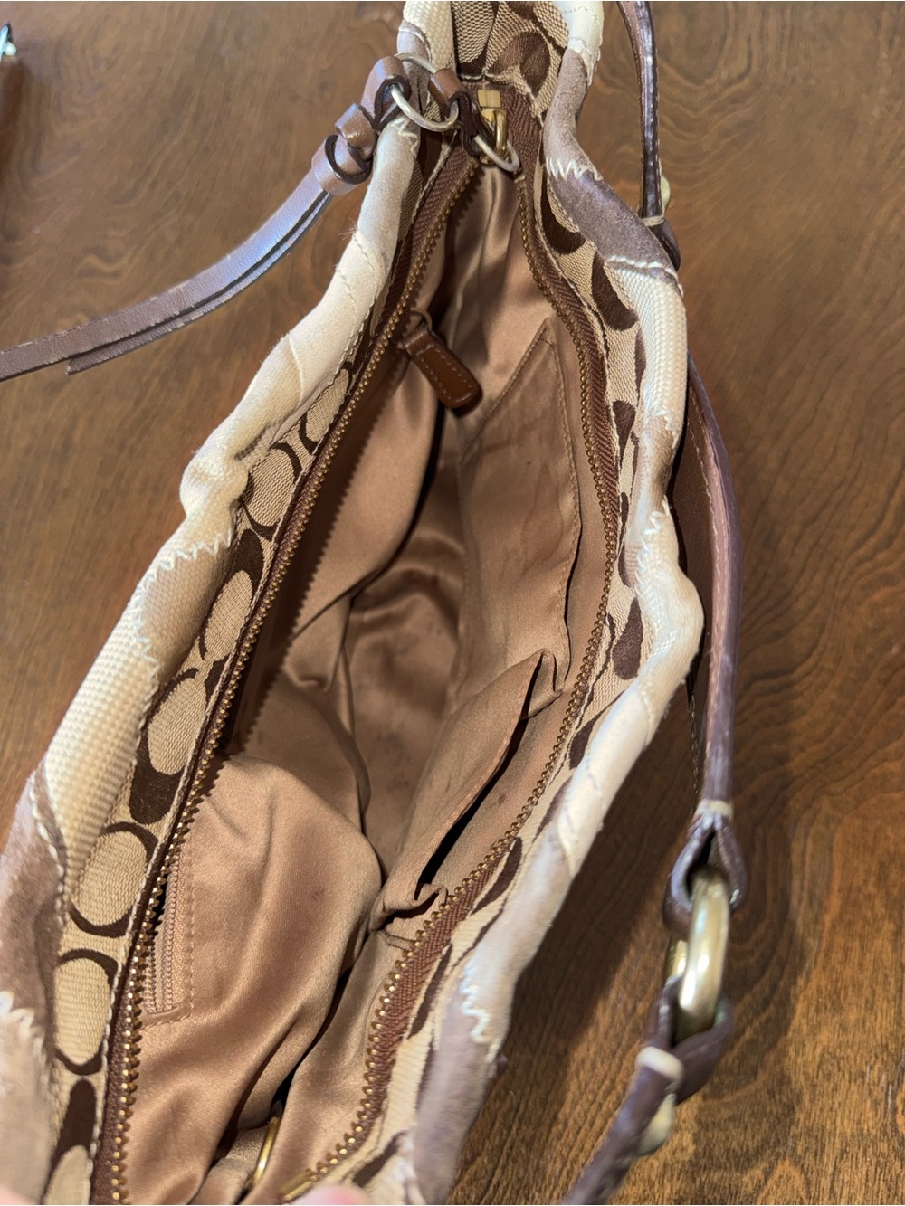 Coach Signature Patchwork Carly Hobo Bag, tan/brown. - Picture 4 of 5